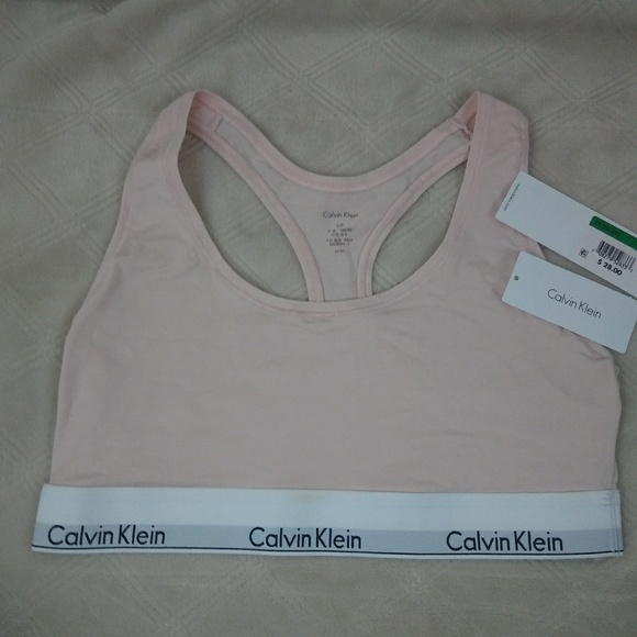 Calvin Klein Other - NWT Calvin Klein sports bra